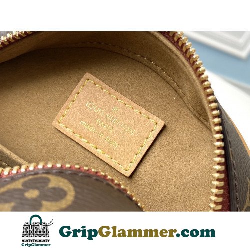 Louis Vuitton Cannes - Image 4