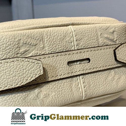 Louis Vuitton Cannes - Image 3