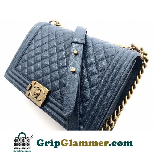 Chanel Boy Bag Caviar 28cm New Medium Lushentic AAAAA grade replica - Image 8