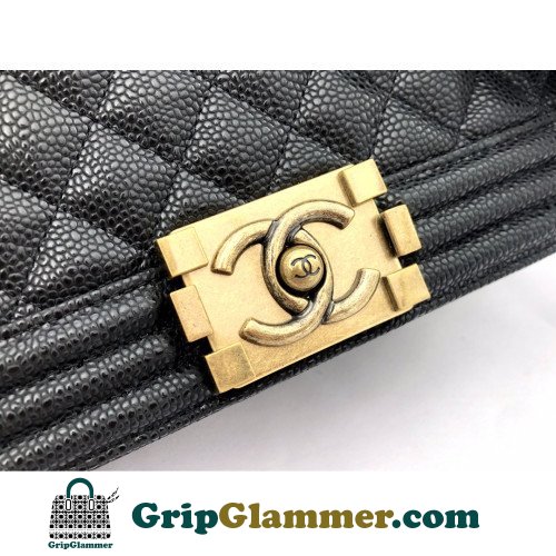 Chanel Boy Bag Caviar 28cm New Medium Lushentic AAAAA grade replica - Image 4