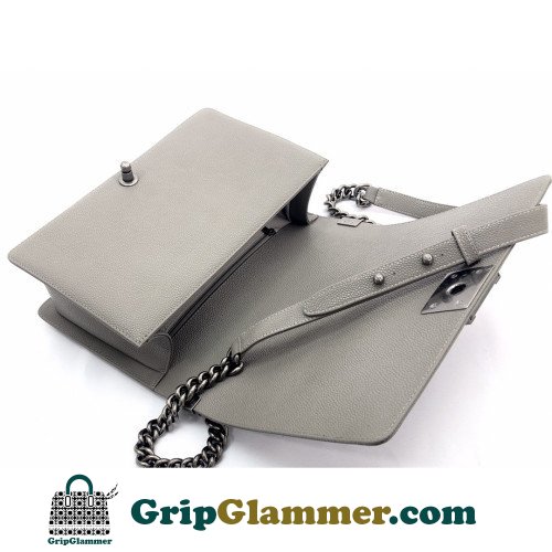 Chanel Boy Bag Caviar 28cm New Medium Lushentic AAAAA grade replica - Image 2