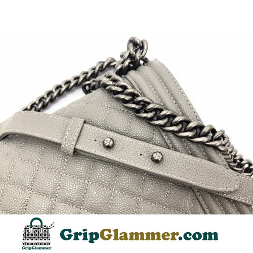 Chanel Boy Bag Caviar 28cm New Medium Lushentic AAAAA grade replica - Image 3