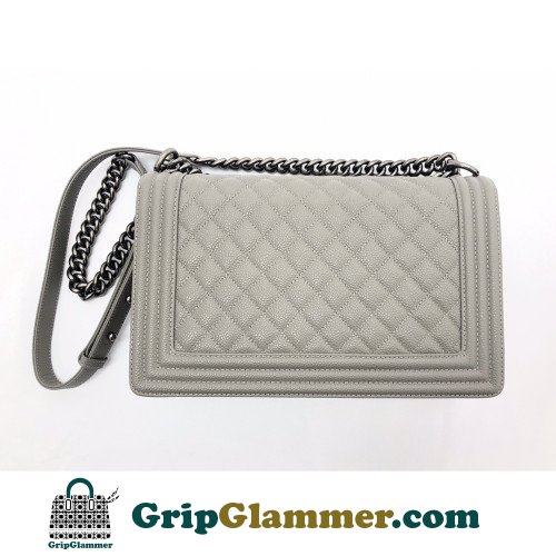 Chanel Boy Bag Caviar 28cm New Medium Lushentic AAAAA grade replica - Image 6