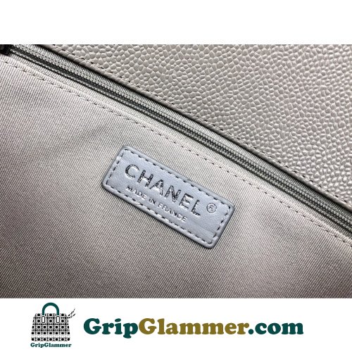 Chanel Boy Bag Caviar 28cm New Medium Lushentic AAAAA grade replica - Image 8