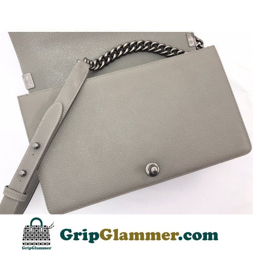 Chanel Boy Bag Caviar 28cm New Medium Lushentic AAAAA grade replica - Image 9