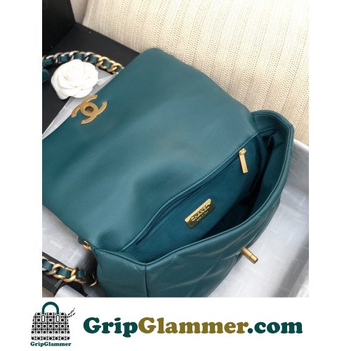 Chanel 19 Bag - Image 3