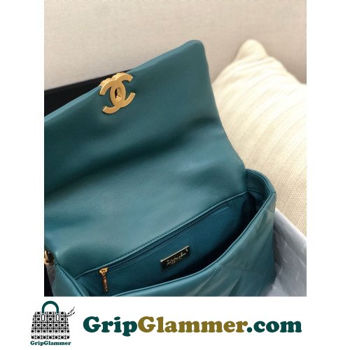 Chanel 19 Bag - Image 8