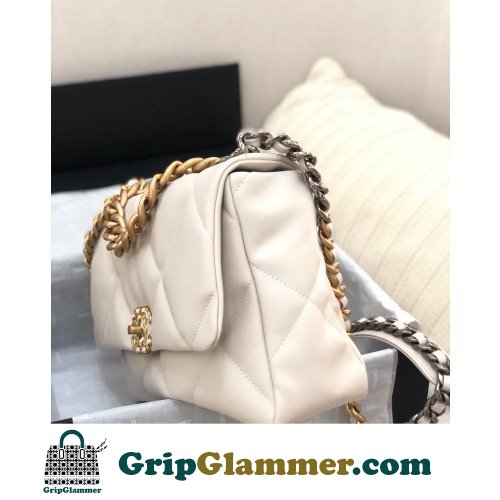 Chanel 19 Bag - Image 2