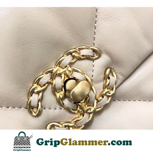 Chanel 19 Bag - Image 6