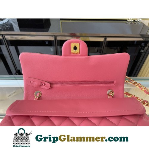 Chanel Flap Bag 25cm (Medium) - Image 3