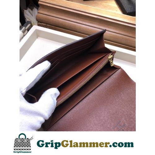 Louis Vuitton Wallet - Image 5