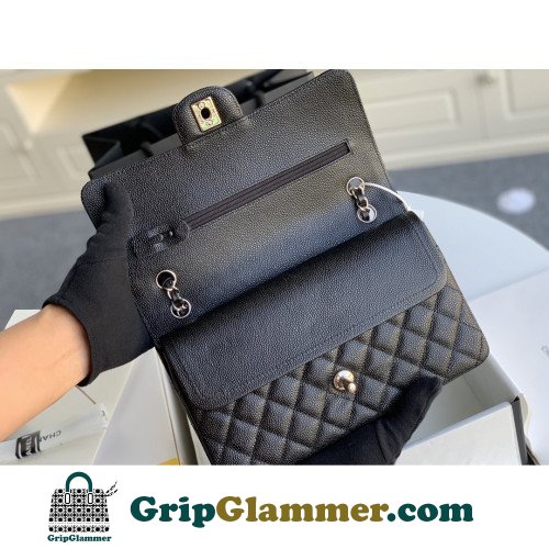 Chanel Flap Bag 25cm (Medium) - Image 5