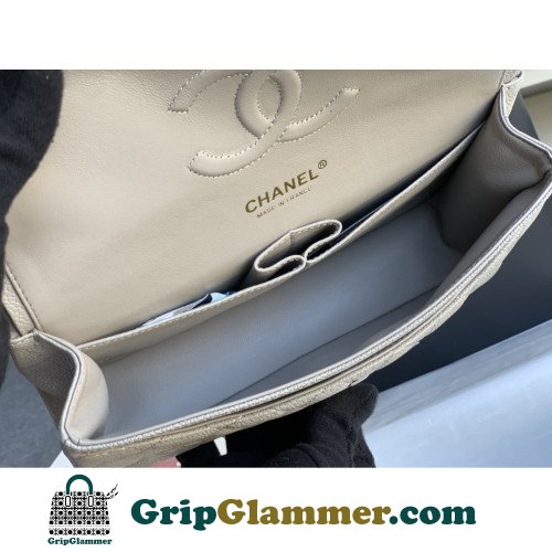 Chanel Flap Bag 25cm (Medium) - Image 5