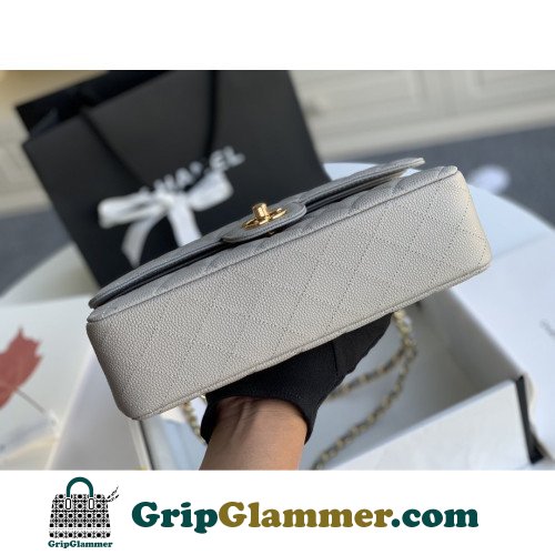 Chanel Flap Bag 25cm (Medium) - Image 6