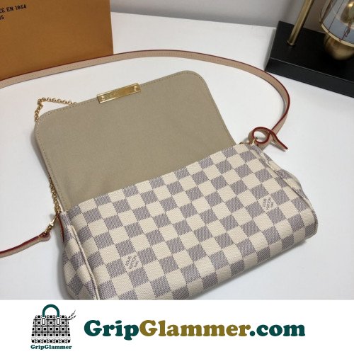 Louis Vuitton Favorite - Image 2