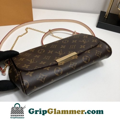 Louis Vuitton Favorite - Image 2