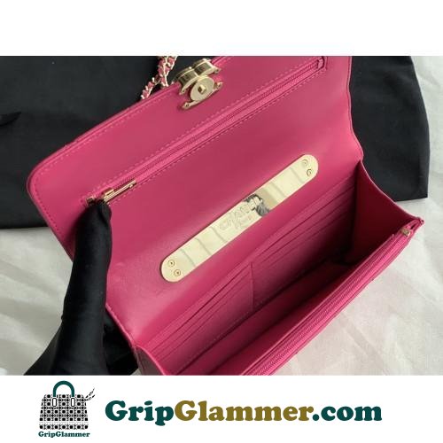 Chanel WOC - Image 7