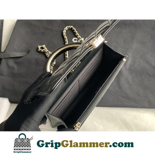 Chanel WOC - Image 7