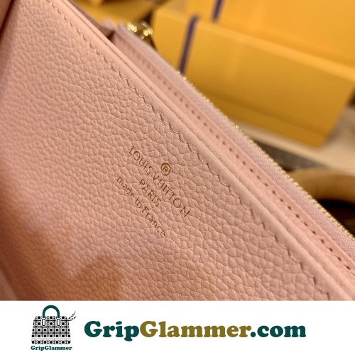 Louis Vuitton Wallet - Image 5