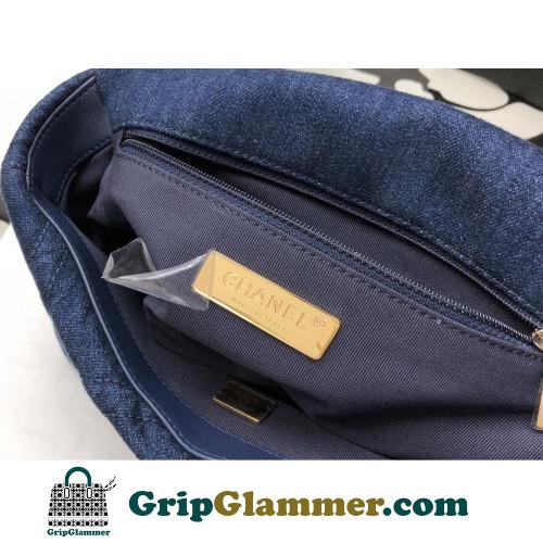 Chanel 19 Bag - Image 8