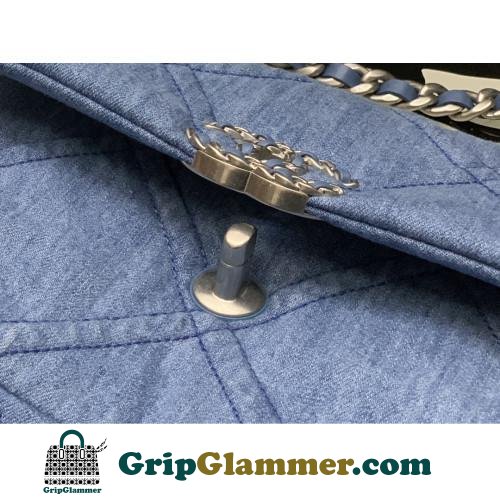 Chanel 19 Bag - Image 2