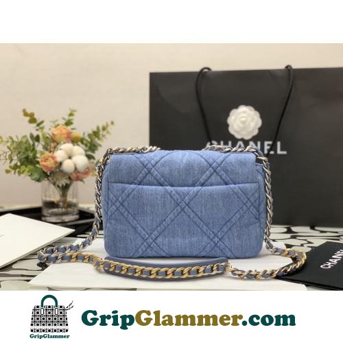 Chanel 19 Bag - Image 6