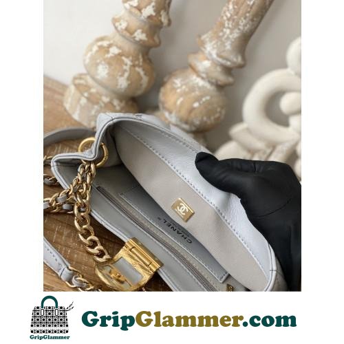 Chanel Gabrielle - Image 6