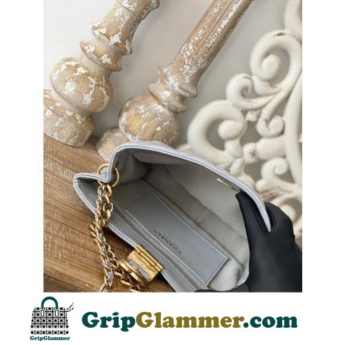 Chanel Gabrielle - Image 7