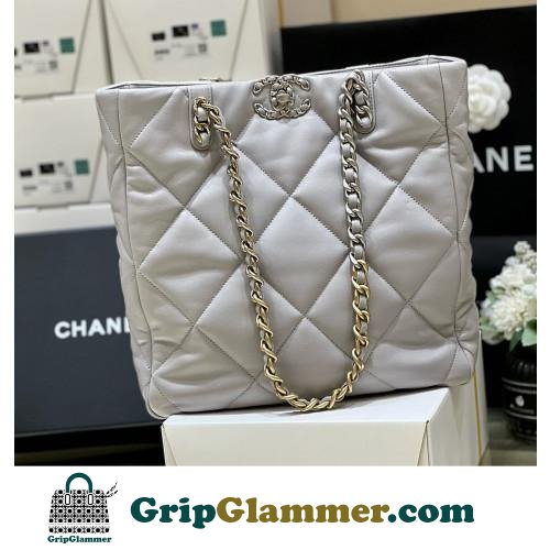 Chanel Tote Bag