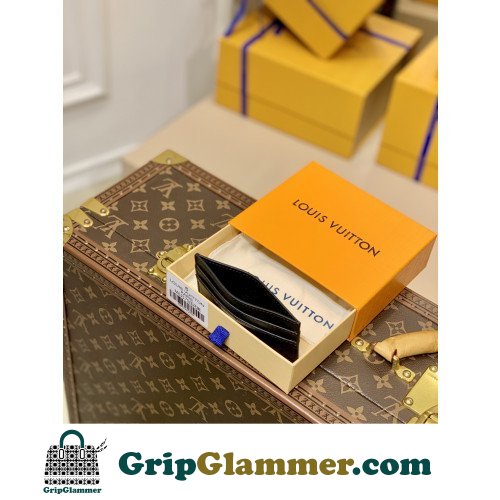 Louis Vuitton Wallet - Image 2