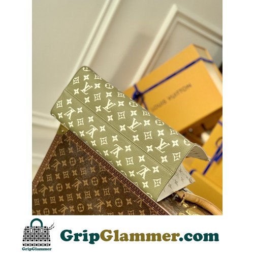 Louis Vuitton On The Go - Image 4