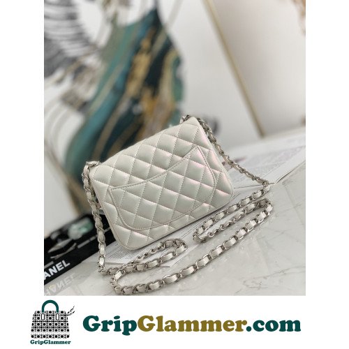 Chanel Flap Bag 17cm (Mini) - Image 3