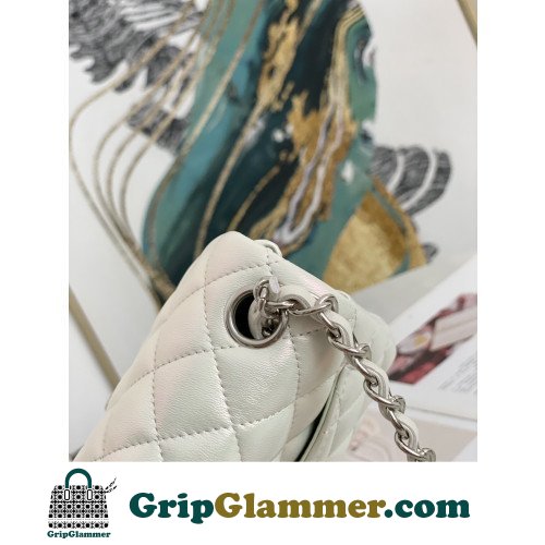 Chanel Flap Bag 17cm (Mini) - Image 4