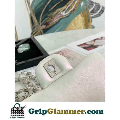 Chanel Flap Bag 17cm (Mini) - Image 6