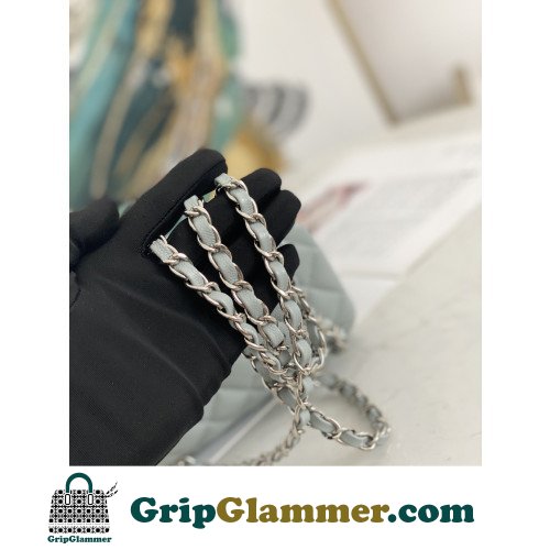 Chanel Flap Bag 17cm (Mini) - Image 9