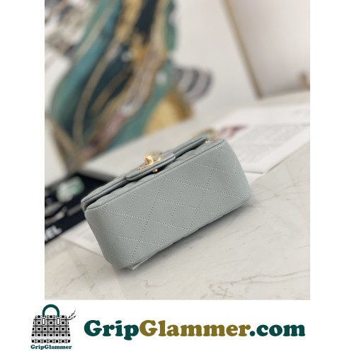 Chanel Flap Bag 17cm (Mini) - Image 8