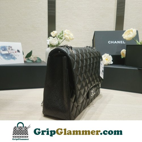 Chanel Flap Bag 33cm (Maxi) - Image 6