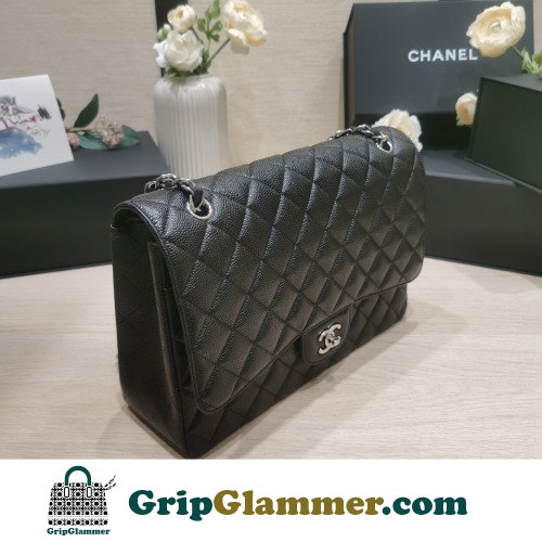 Chanel Flap Bag 33cm (Maxi) - Image 8