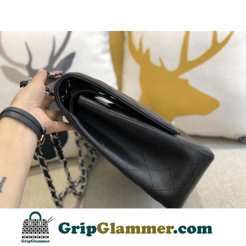 Chanel Flap Bag 33cm (Maxi) - Image 3