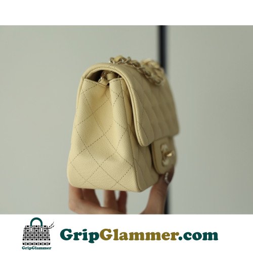 Chanel Flap Bag 17cm (Mini) - Image 5