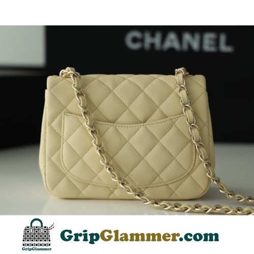 Chanel Flap Bag 17cm (Mini) - Image 6