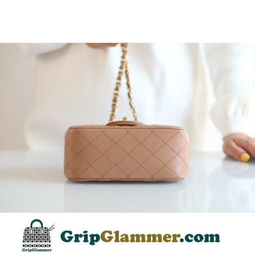 Chanel Flap Bag 17cm (Mini) - Image 8