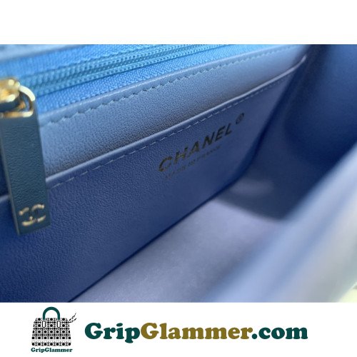 Chanel Flap Bag 17cm (Mini) - Image 3