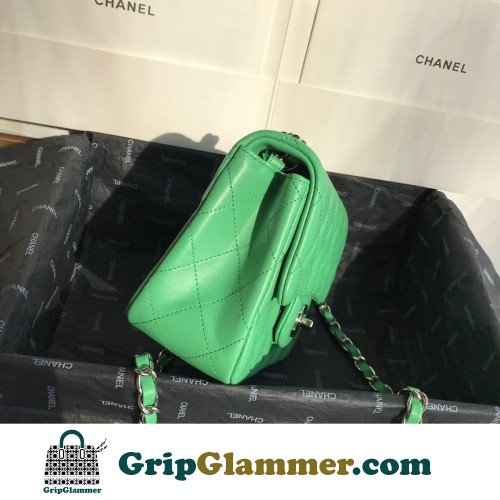 Chanel Flap Bag 17cm (Mini) - Image 8