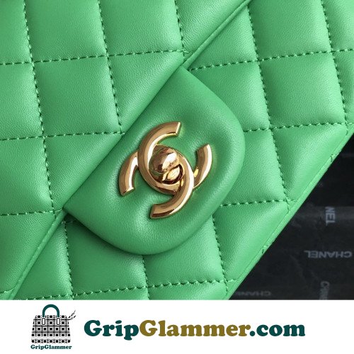 Chanel Flap Bag 17cm (Mini) - Image 2