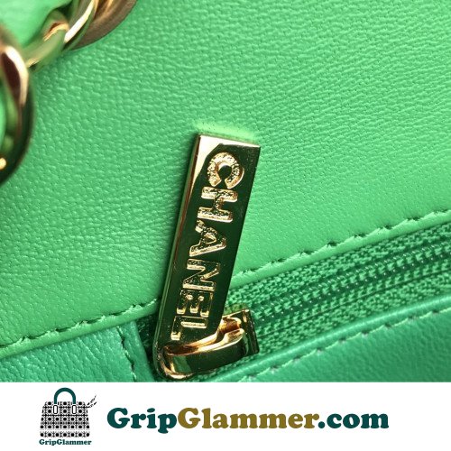 Chanel Flap Bag 17cm (Mini) - Image 3