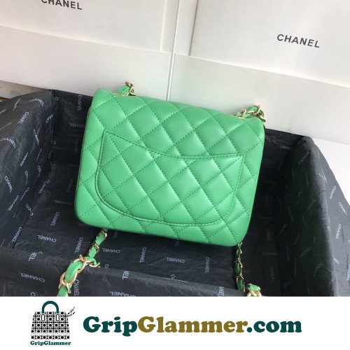 Chanel Flap Bag 17cm (Mini) - Image 4
