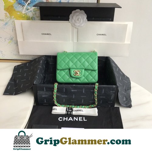 Chanel Flap Bag 17cm (Mini)