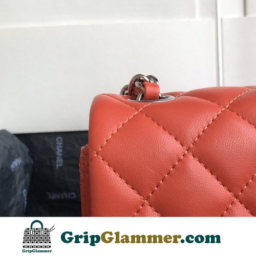 Chanel Flap Bag 17cm (Mini) - Image 2