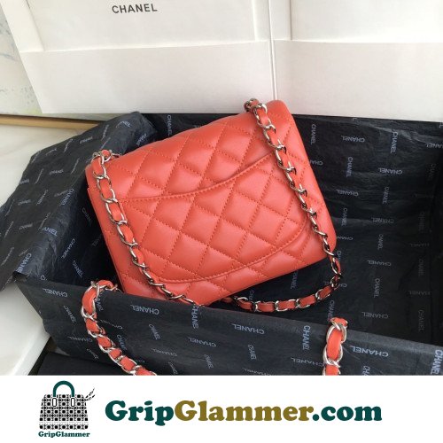 Chanel Flap Bag 17cm (Mini) - Image 4